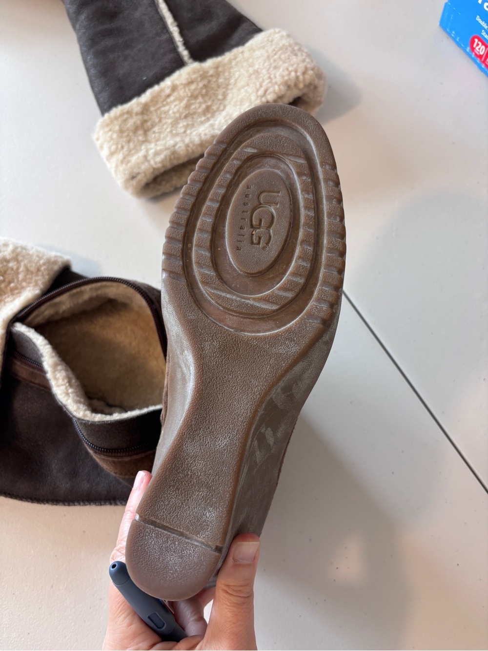 UGG Patchwork Boot Size 10 Wedge Sandra Pebbled Suede Sherpa Lined Festival Boho - Picture 5 of 8